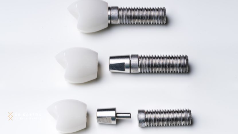 tornillo de un implante dental 