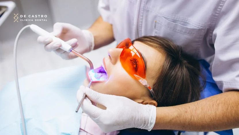 Blanqueamiento dental en Sevilla